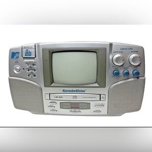 MTV The Singing Machine 
Karaoke Vision System 
Camera 5.5 inch TV Screen